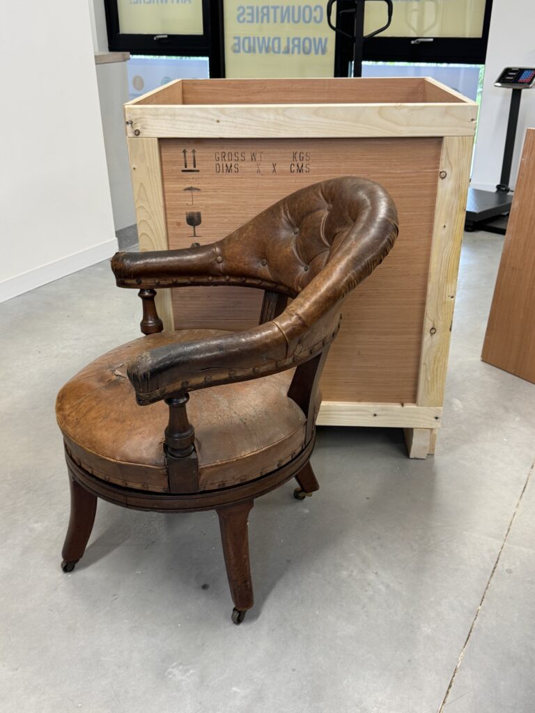 Antique furniture packing Southampton